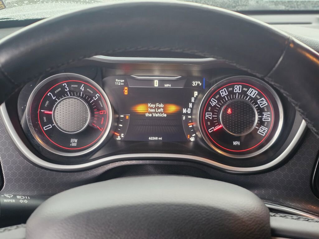 Used 2015 Dodge Challenger R/T Plus image 23