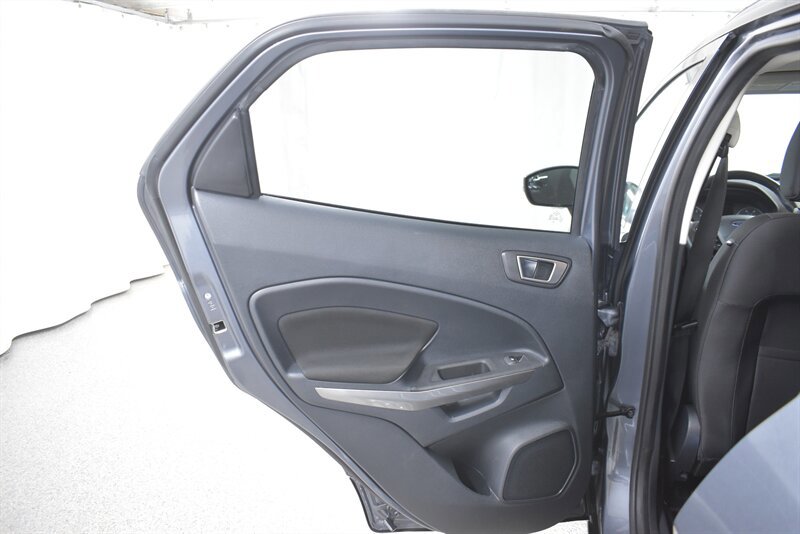 Used 2018 Ford EcoSport SE FWD image 28