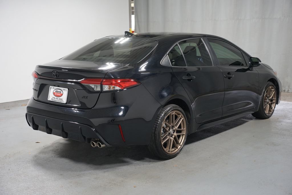 Certified 2024 Toyota Corolla SE Nightshade w/ SE Convenience Package image 8