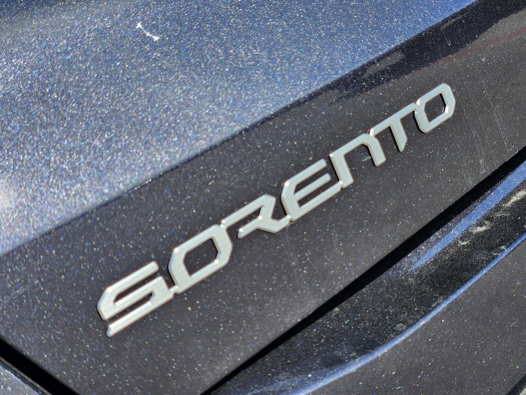 New 2026 Kia Sorento S w/ S Panoramic Sunroof Package image 8