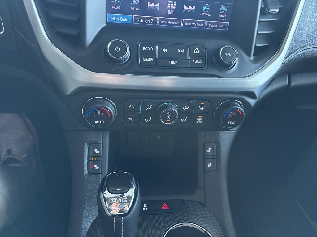 Used 2018 GMC Acadia SLT image 17