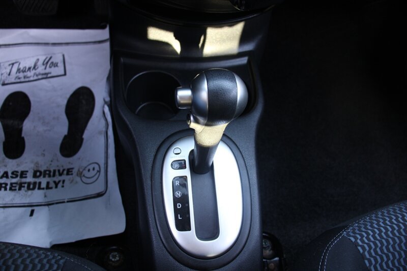 Used 2016 Nissan Versa Note SV FWD image 8