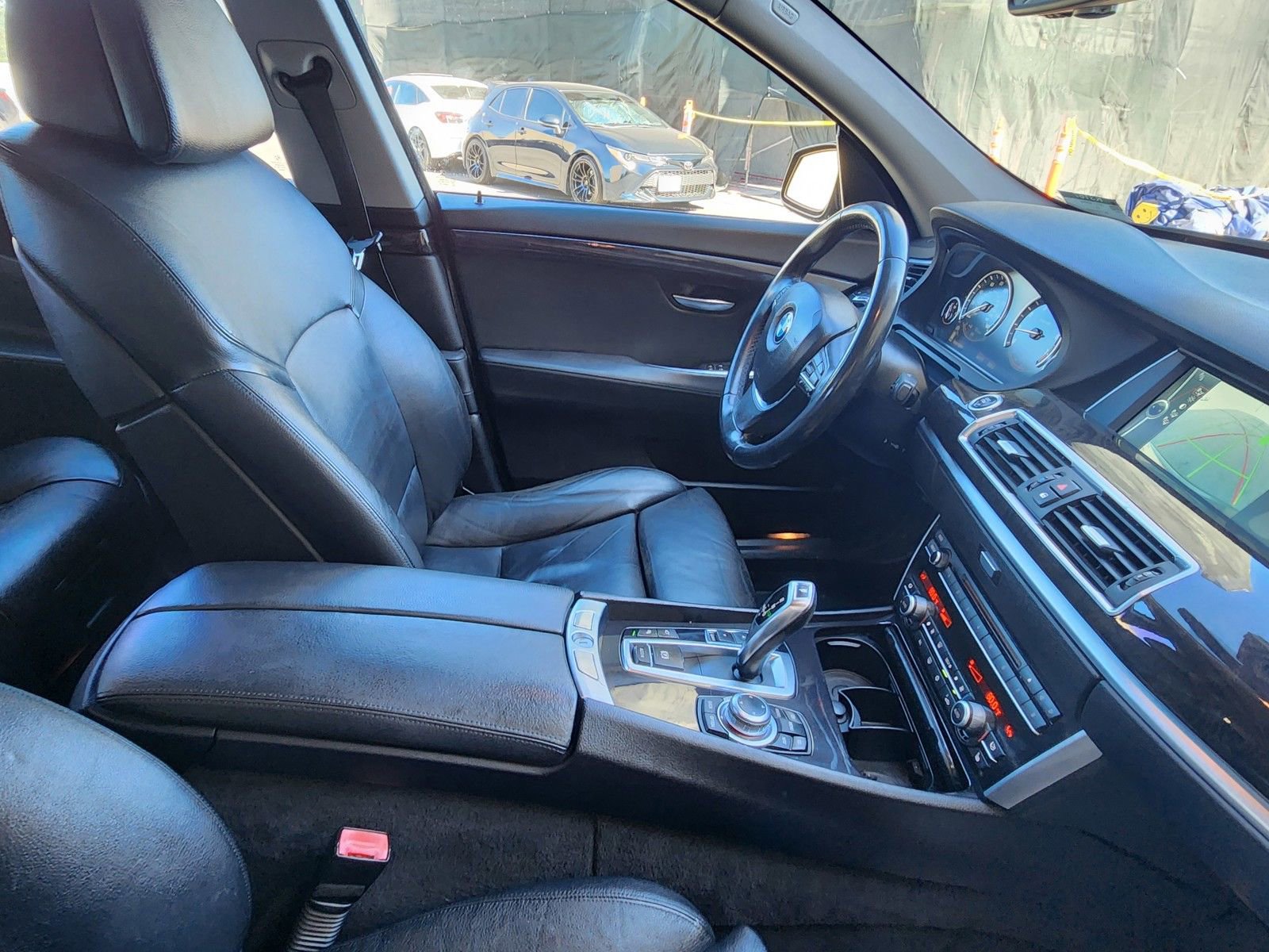 Used 2011 BMW 550i Gran Turismo image 53