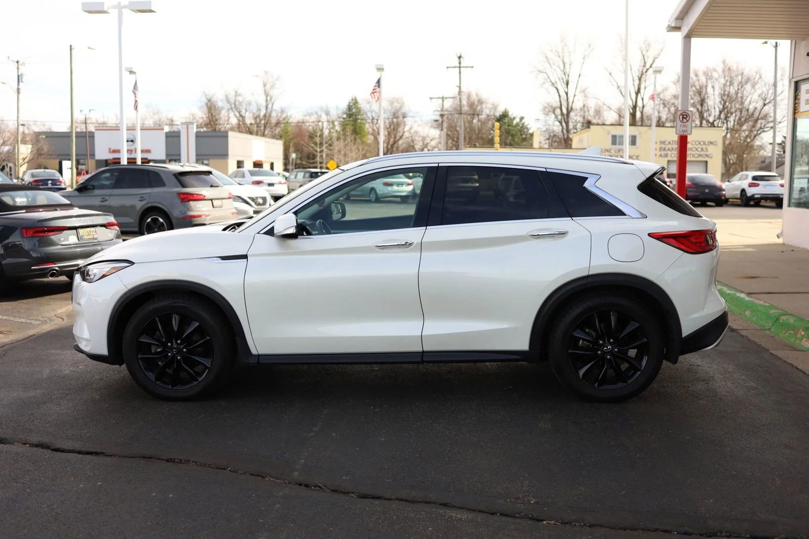 Used 2021 INFINITI QX50 Luxe AWD/4WD image 8