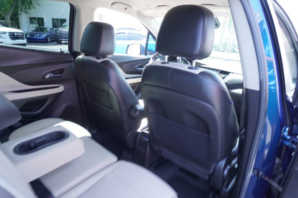 Used 2020 Buick Encore Preferred FWD image 10