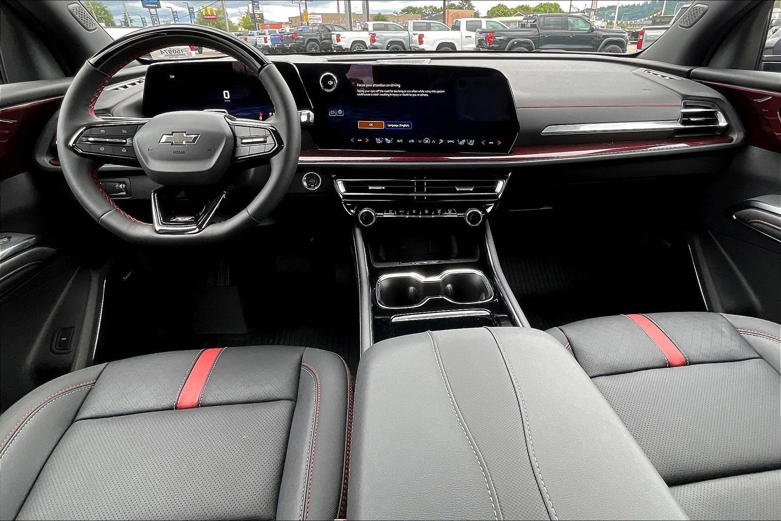 New 2025 Chevrolet Traverse RS w/ LPO, Floor Liner Package image 5