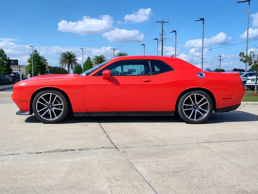 Used 2022 Dodge Challenger R/T w/ Plus Package RWD image 4