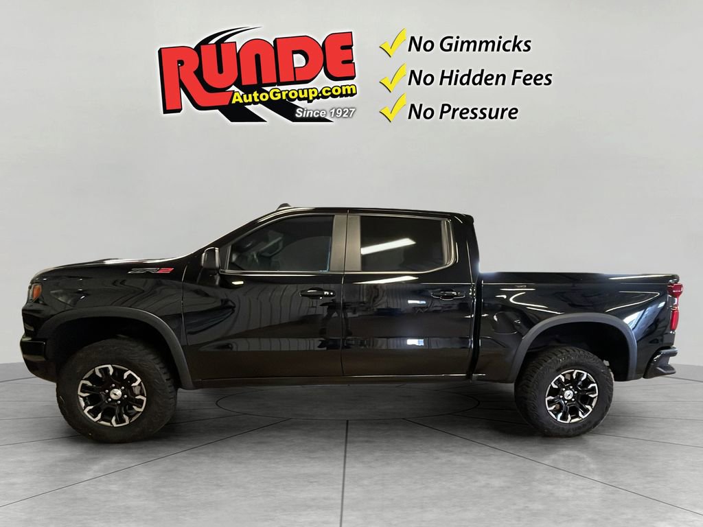 Used 2024 Chevrolet Silverado 1500 ZR2 w/ Technology Package image 3
