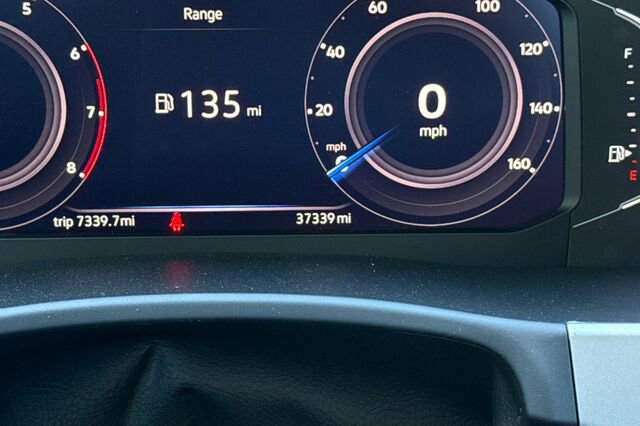 Certified 2023 Volkswagen Atlas Cross Sport SE w/ Black Wheel Package image 27