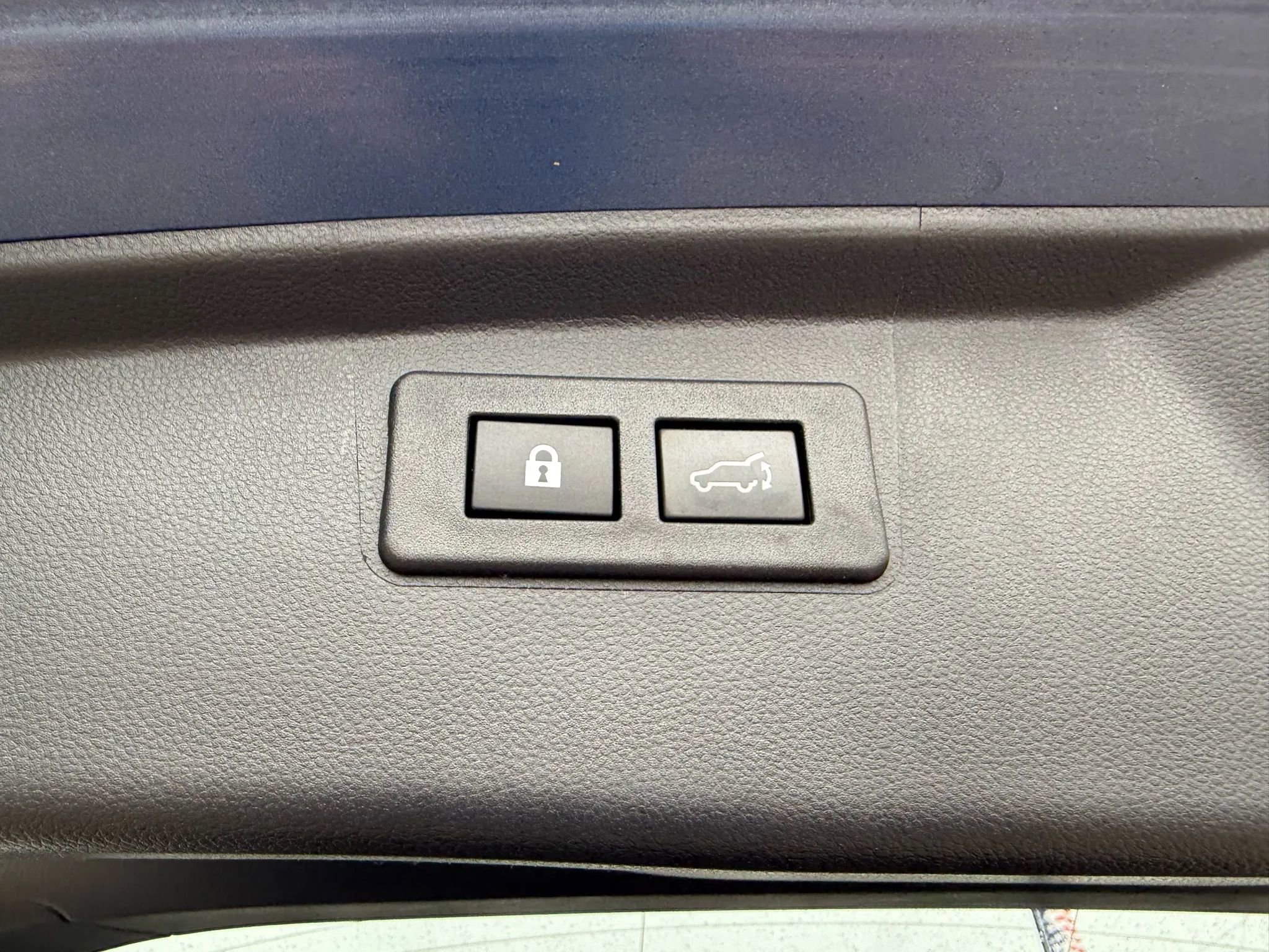 Used 2022 Subaru Outback Limited image 14