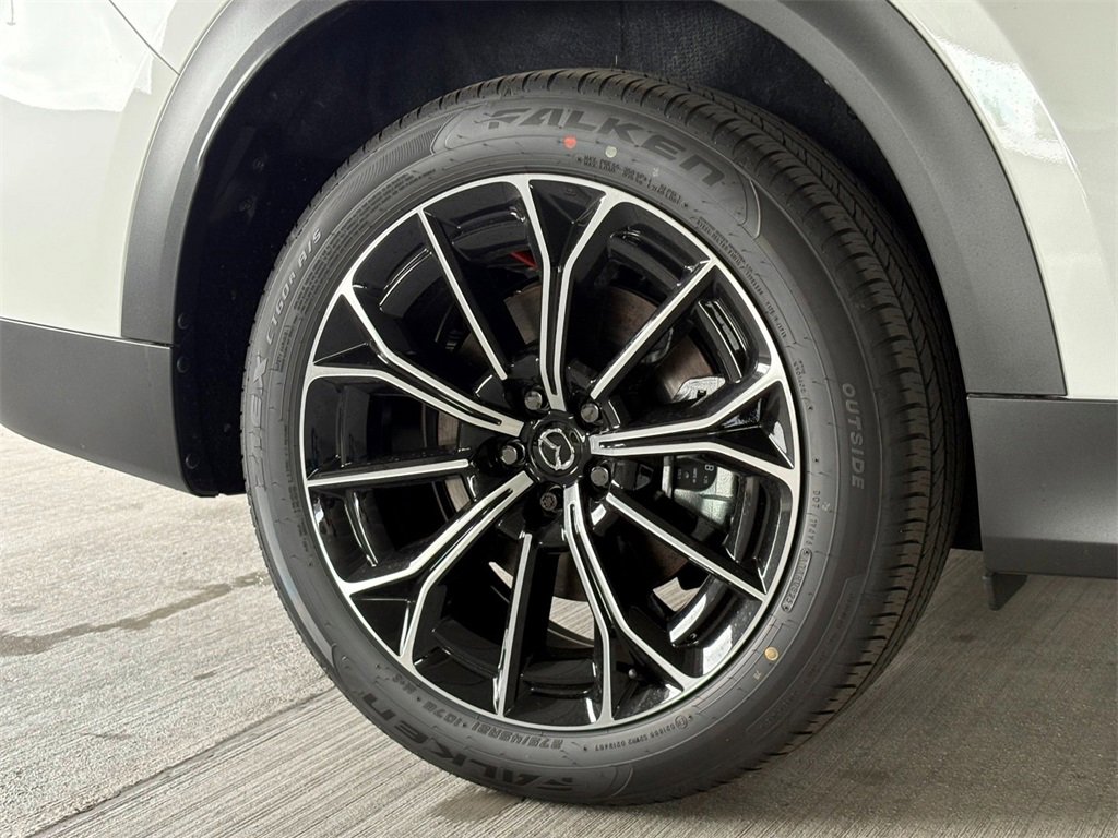 New 2025 MAZDA CX-70 Plug-In Hybrid w/ Premium Plus image 8
