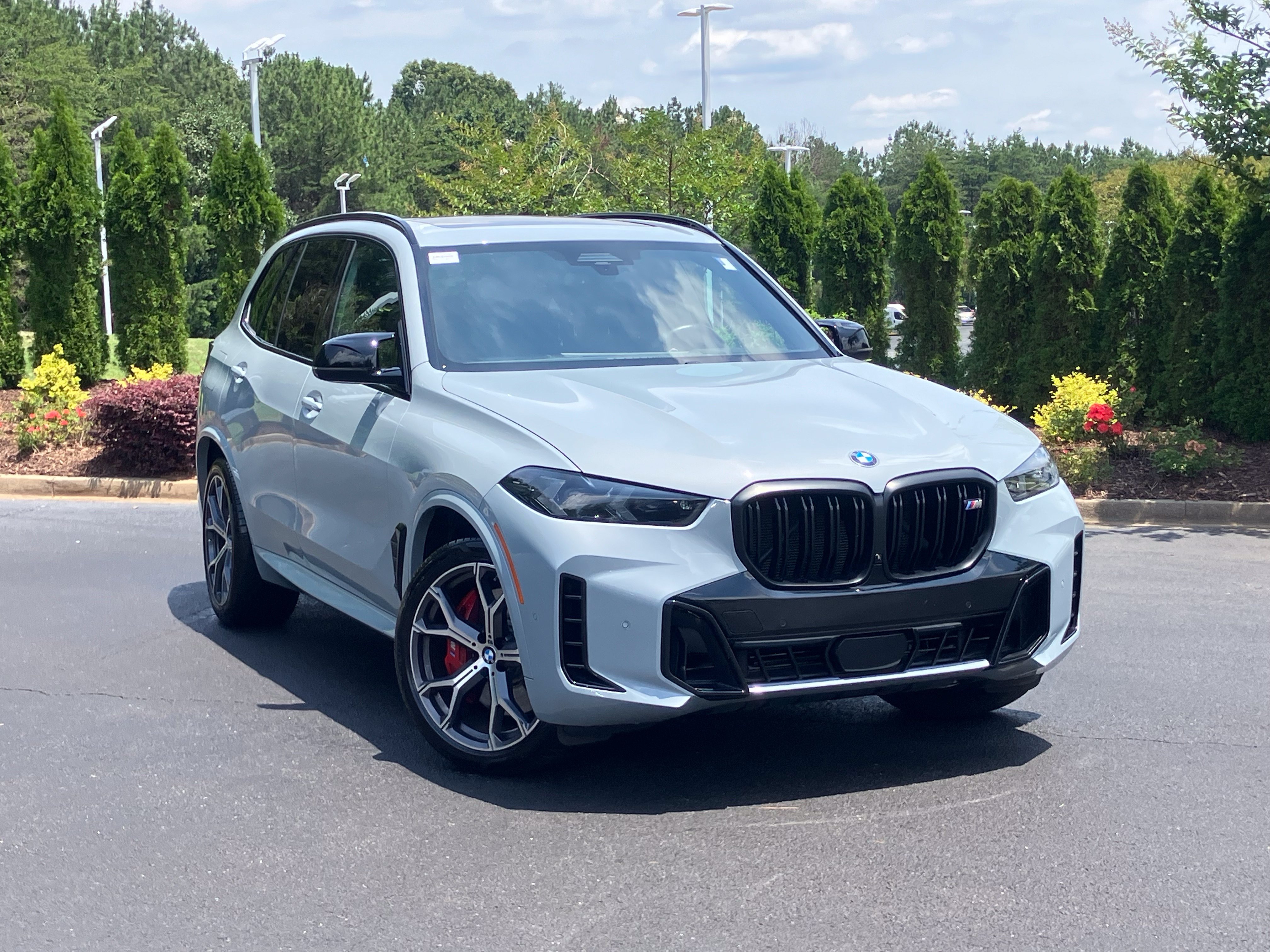 Used 2026 BMW X5 M60i AWD/4WD image 2