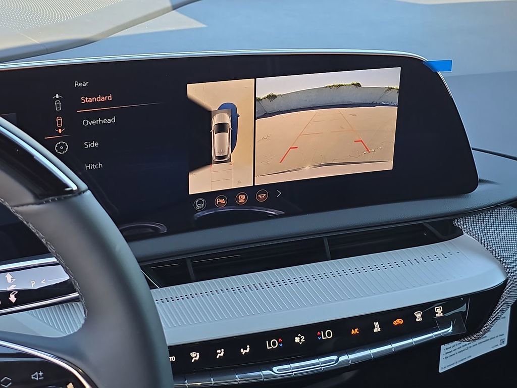New 2026 Cadillac Optiq Luxury 1 image 25