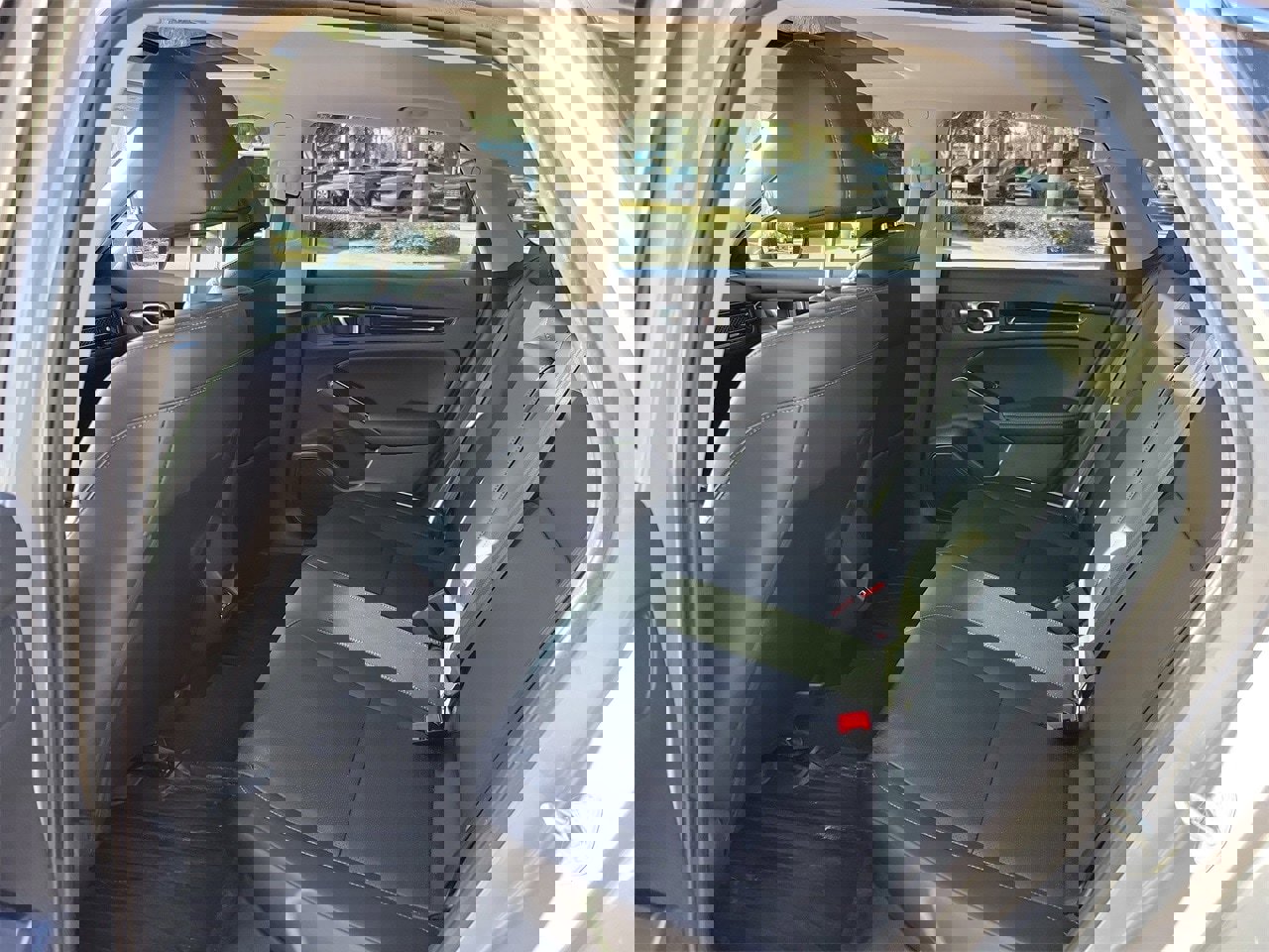 Used 2023 Honda Civic Touring image 10