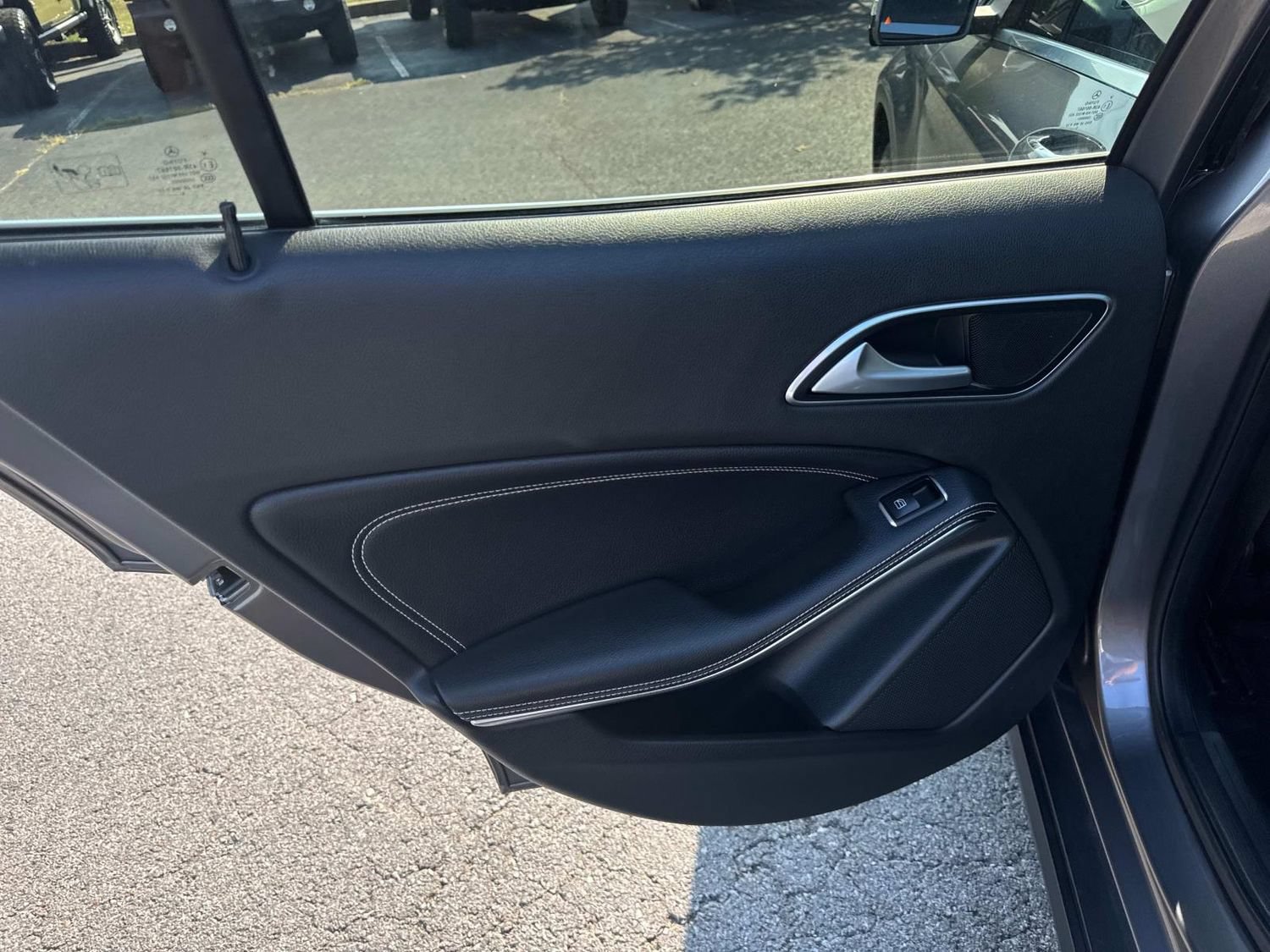Used 2017 Mercedes-Benz GLA 250 image 25