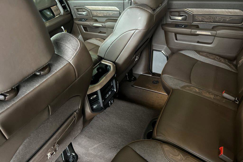 New 2026 RAM 2500 Limited image 12