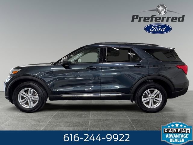 Used 2024 Ford Explorer XLT w/ Equipment Group 202A AWD/4WD image 9