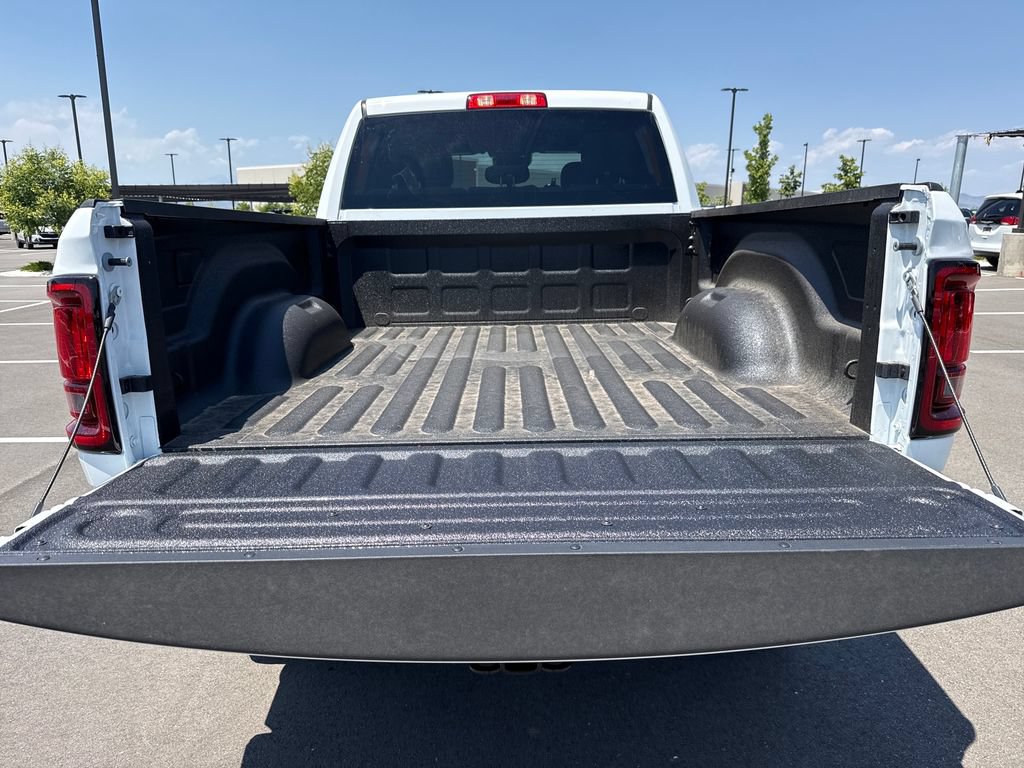 New 2026 RAM 2500 Big Horn AWD/4WD image 28