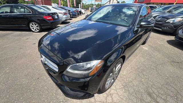 Used 2018 Mercedes-Benz C 300 4MATIC Sedan image 1