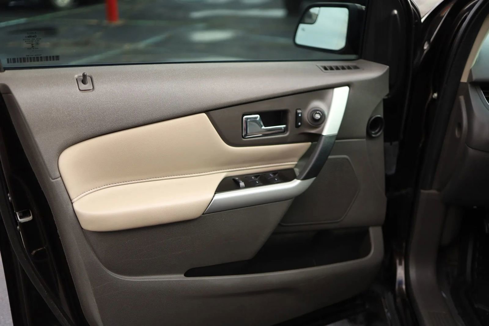 Used 2014 Ford Edge SEL w/ Equipment Group 204A FWD image 12