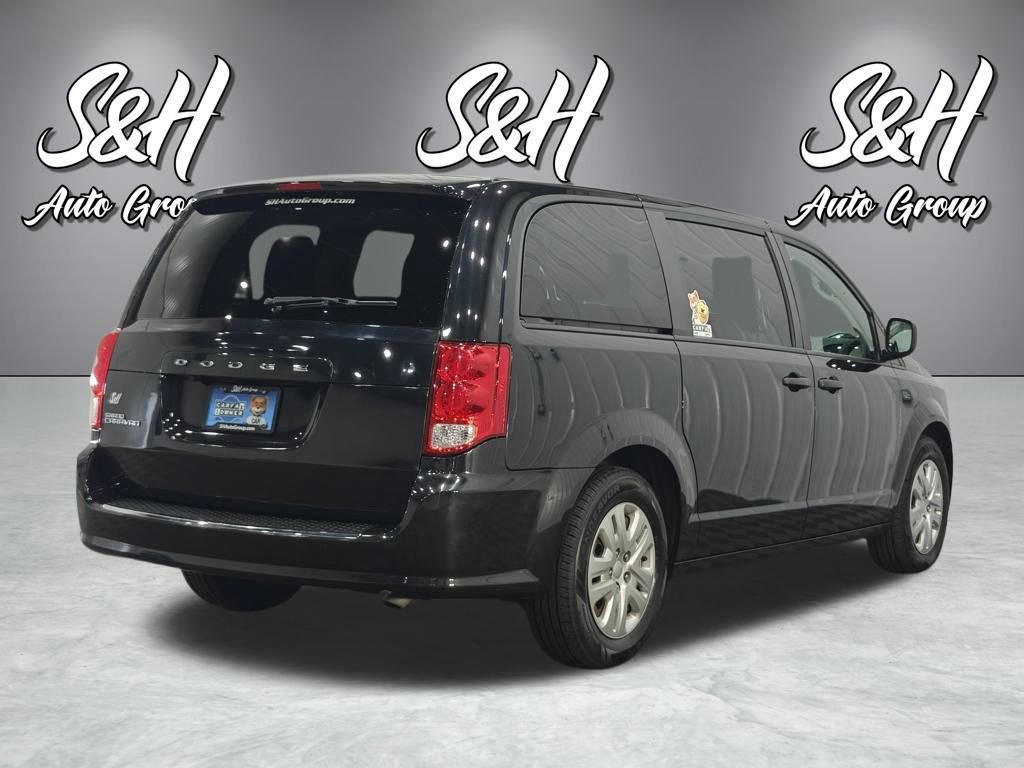 Used 2020 Dodge Grand Caravan SE FWD image 16