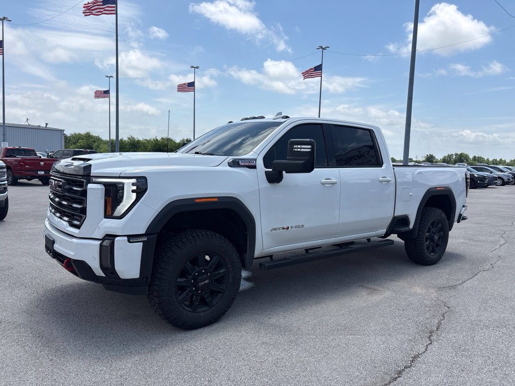 Used 2024 GMC Sierra 2500 AT4 w/ AT4 Preferred Package AWD/4WD image 29