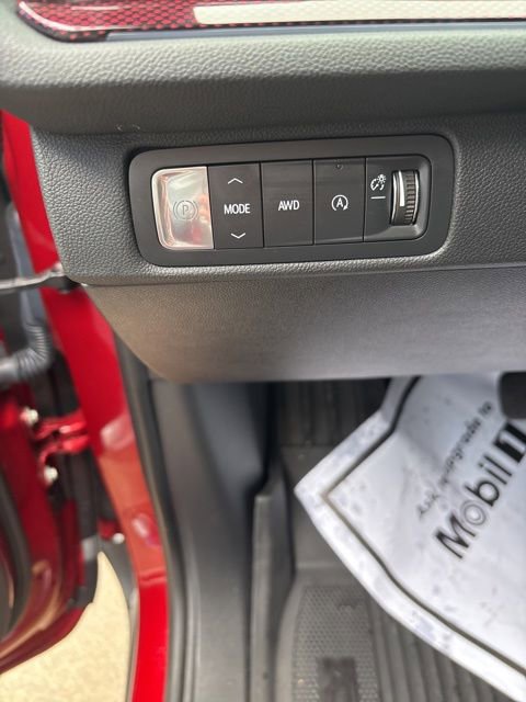 Used 2024 Chevrolet Traverse Z71 w/ Enhanced Driving Package image 20