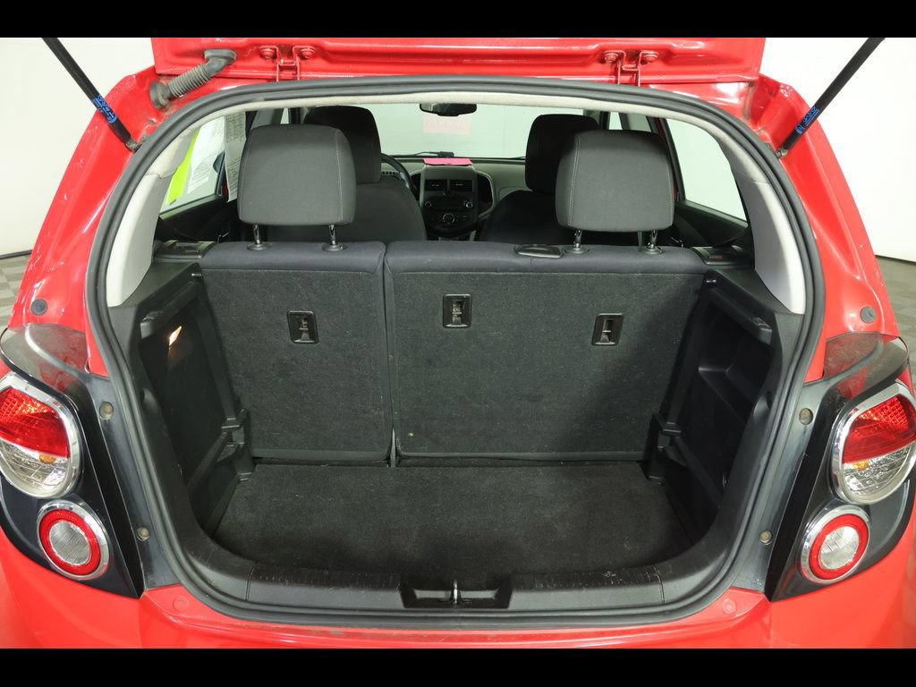 Used 2014 Chevrolet Sonic LT FWD image 10