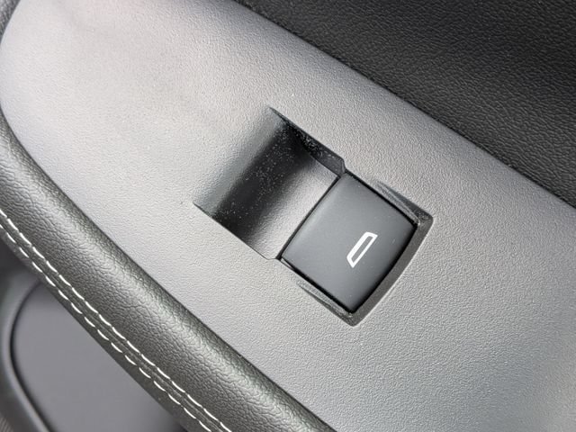 New 2026 Buick Encore GX Preferred w/ Comfort Package FWD image 32
