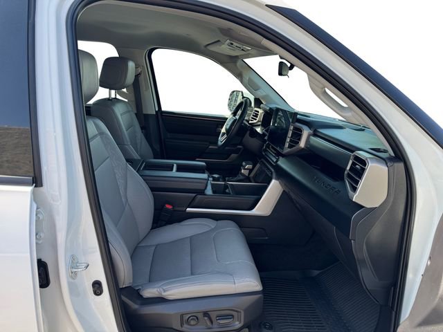Used 2022 Toyota Tundra SR5 w/ Advanced Technology Package AWD/4WD image 17