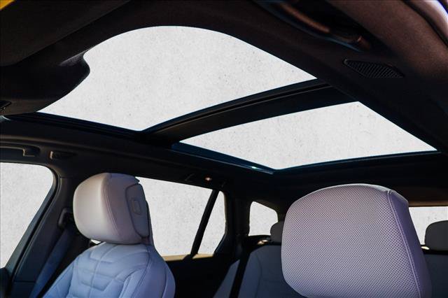 New 2027 BMW X5 xDrive40i w/ Luxury Front Seating Package AWD/4WD image 11