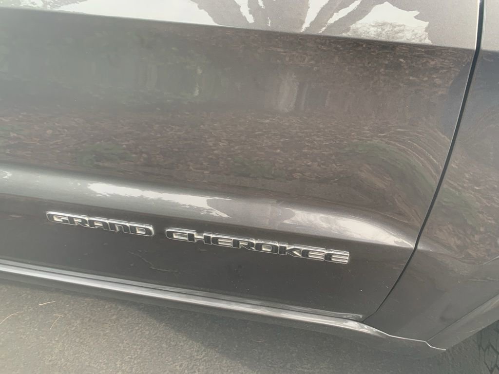 Used 2020 Jeep Grand Cherokee Overland image 7