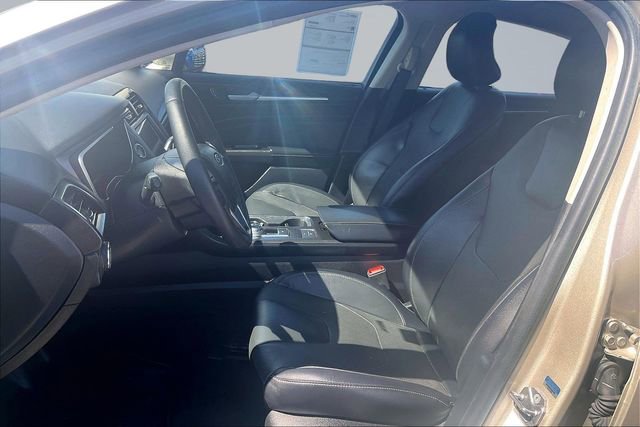 Used 2019 Ford Fusion Energi Titanium image 24