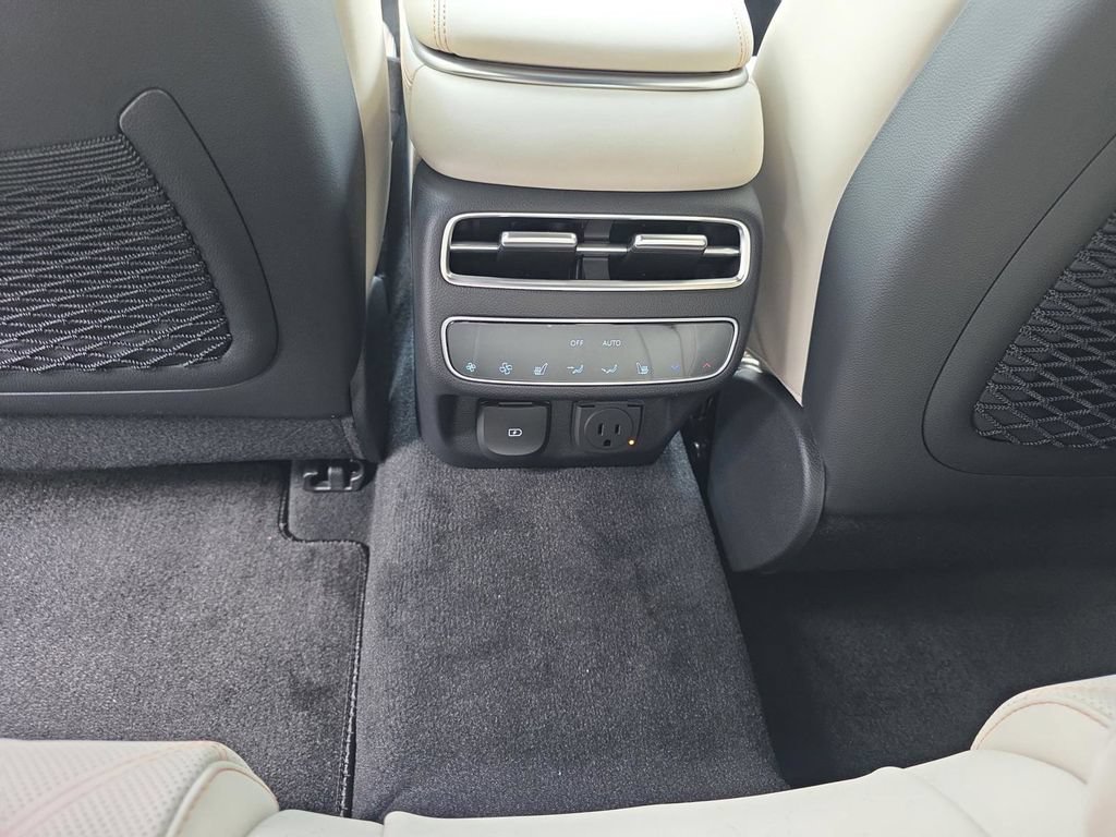 New 2026 Genesis GV70 3.5T Sport Prestige AWD/4WD image 34