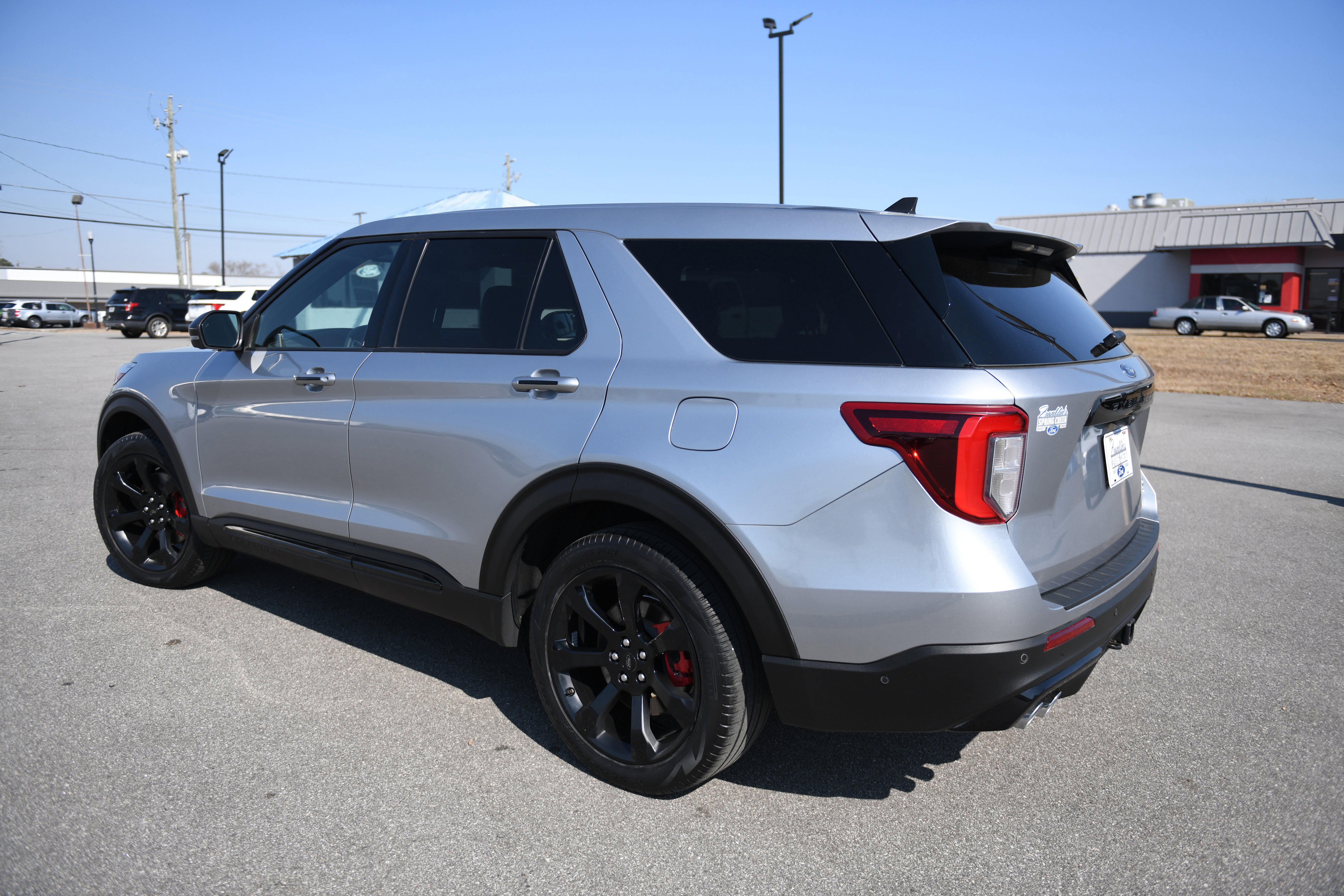 Used 2021 Ford Explorer ST w/ Equipment Group 401A image 7