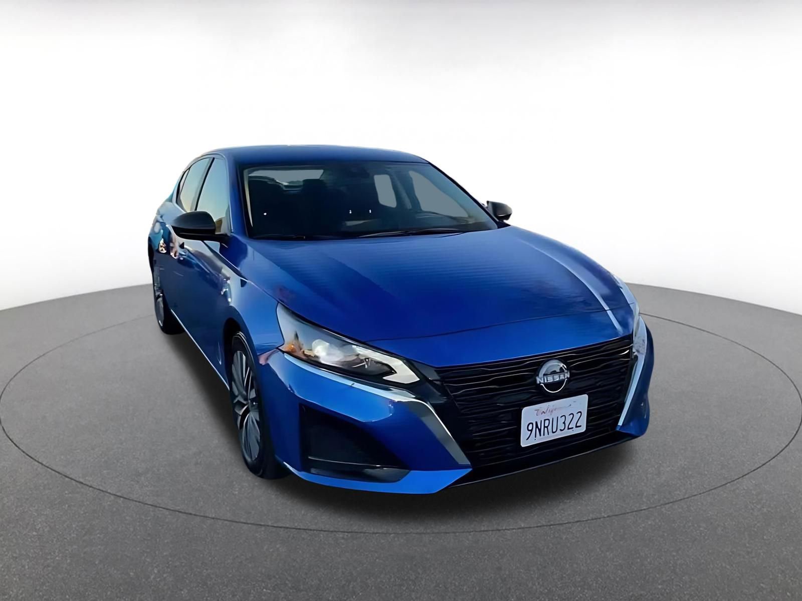 Used 2025 Nissan Altima 2.5 SV image 3