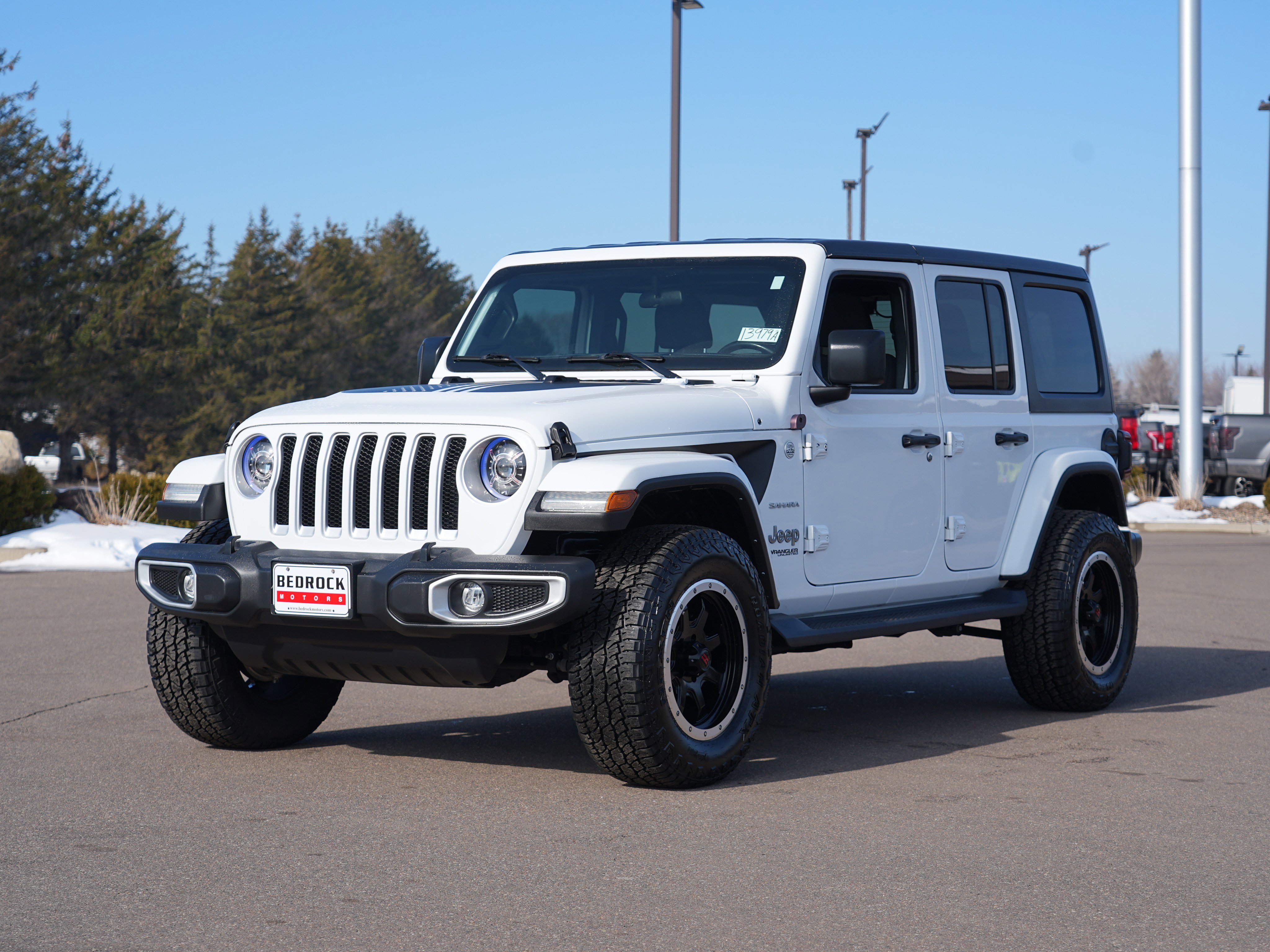 Used 2021 Jeep Wrangler Unlimited Sahara w/ LED Lighting Group AWD/4WD image 7