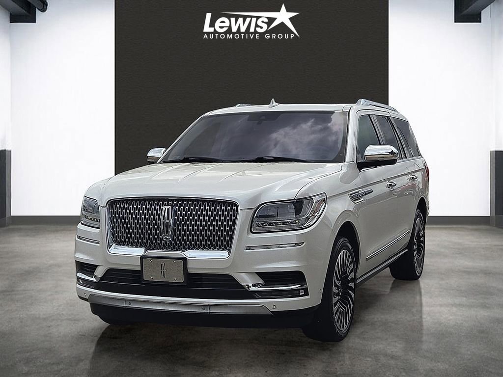 Used 2018 Lincoln Navigator Black Label image 1