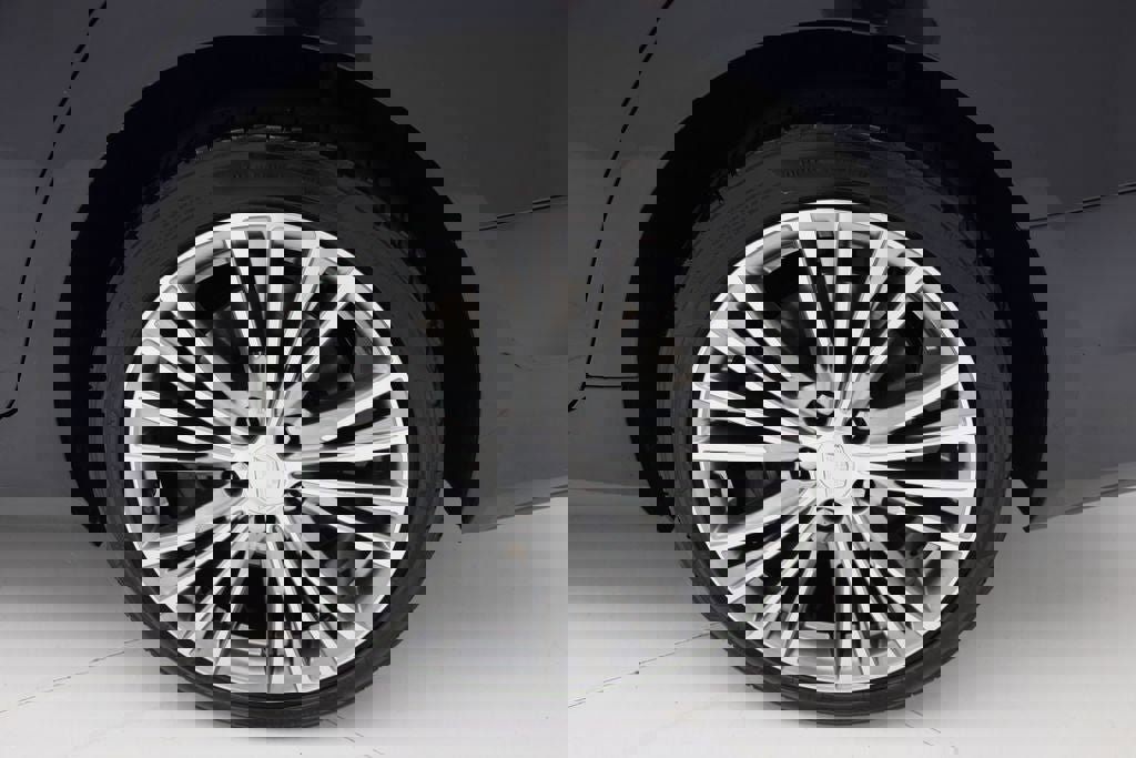 Used 2020 Cadillac CT4 Premium Luxury image 13