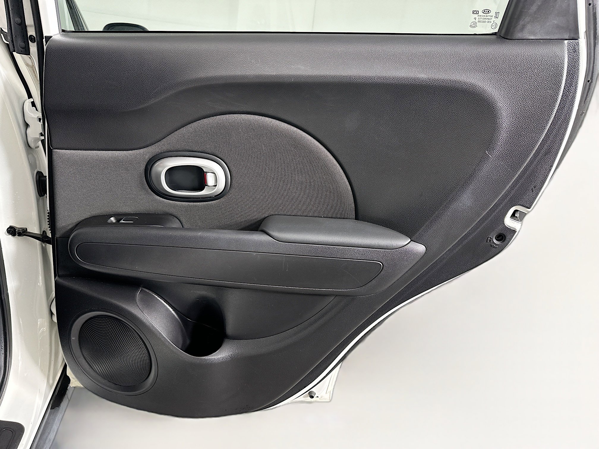 Used 2017 Kia Soul image 27