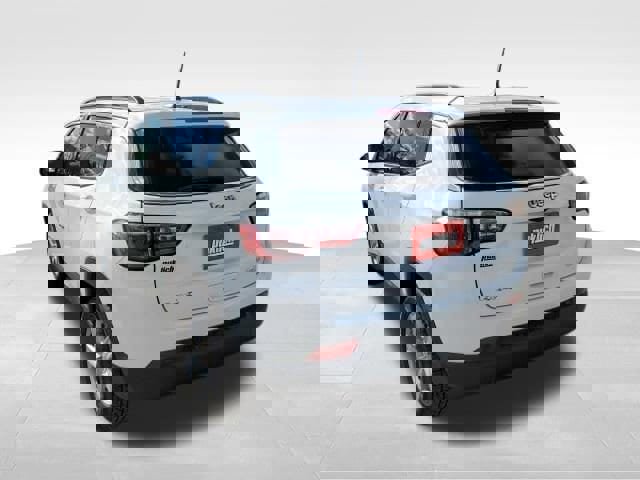 Used 2022 Jeep Compass Latitude w/ Convenience Group image 7