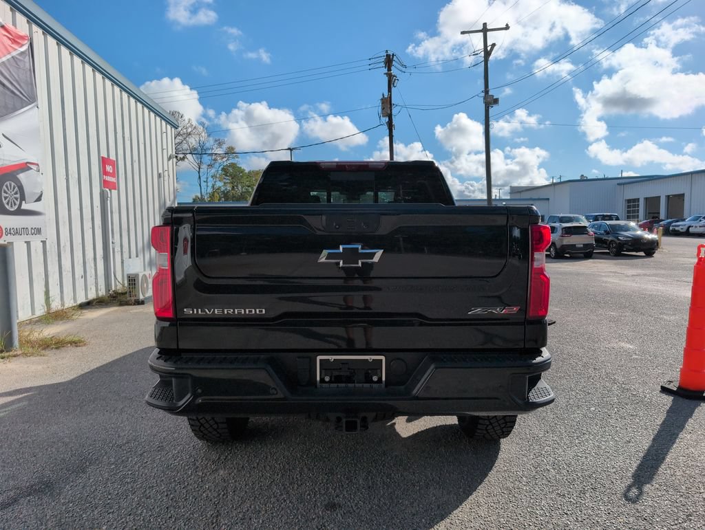 Used 2025 Chevrolet Silverado 1500 ZR2 w/ Technology Package AWD/4WD image 7