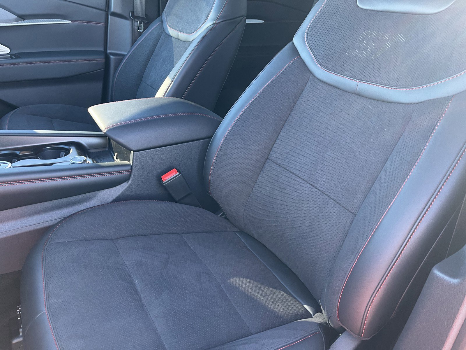 New 2026 Ford Explorer ST w/ Sun And Sound Package image 25