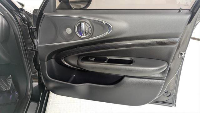 Used 2019 MINI Cooper Clubman S image 23