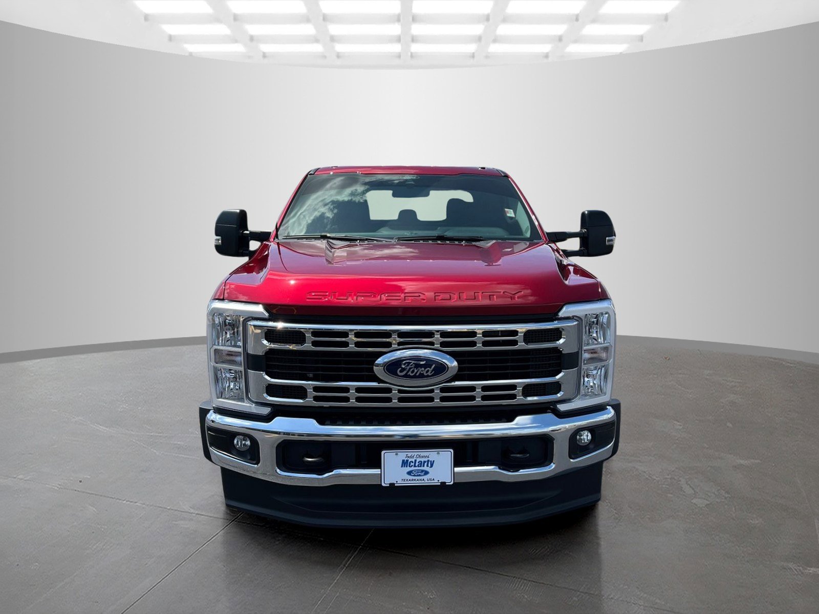 Used 2026 Ford F350 XLT image 2
