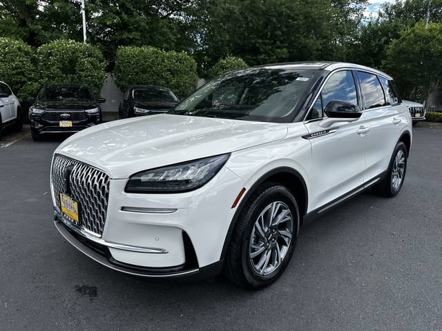 Certified 2024 Lincoln Corsair AWD w/ Equipment Group 101A image 9