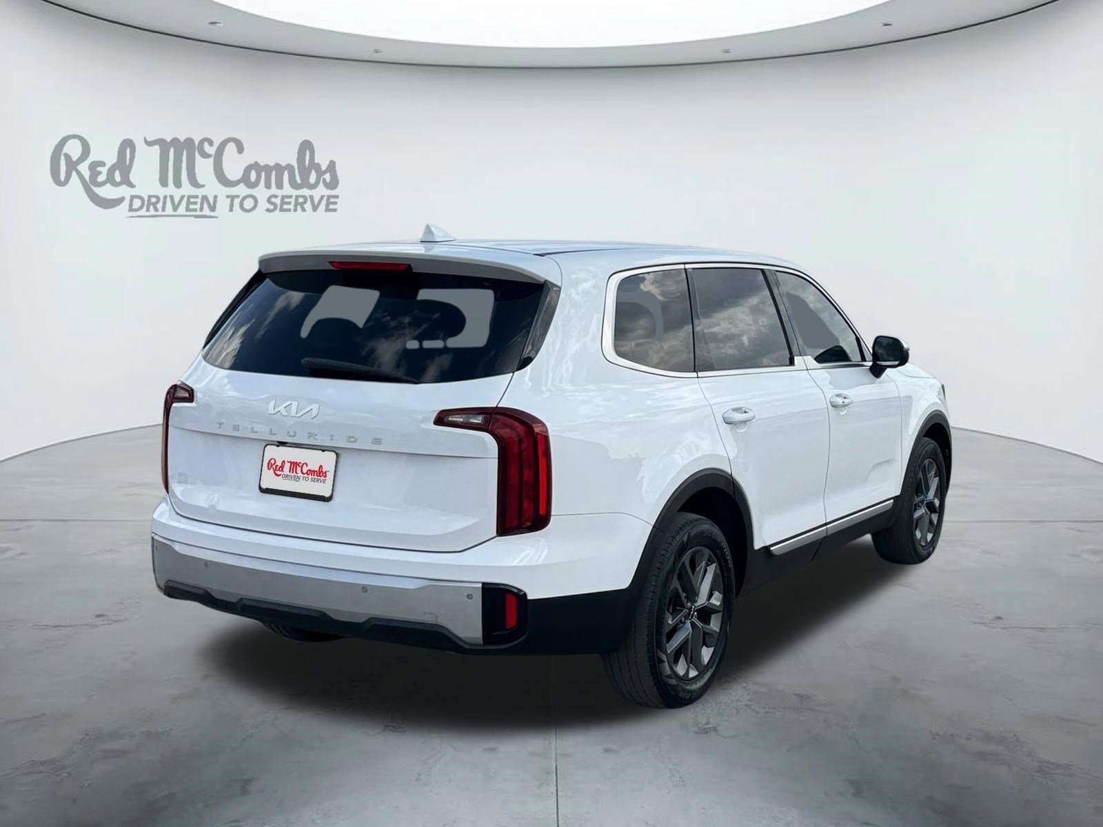 Used 2024 Kia Telluride LX image 5