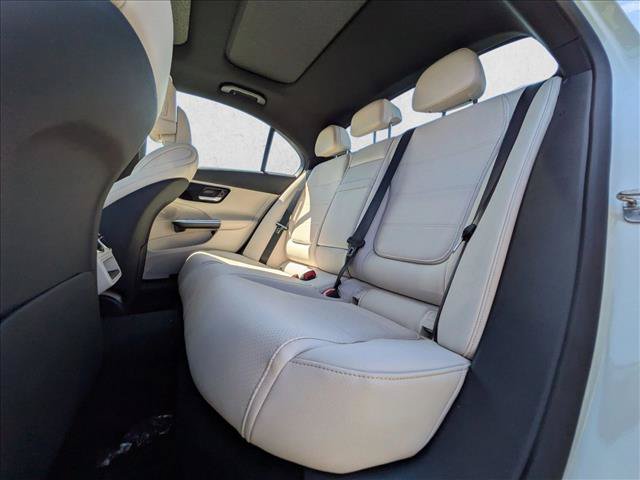 New 2026 Mercedes-Benz C 300 4MATIC Sedan image 16