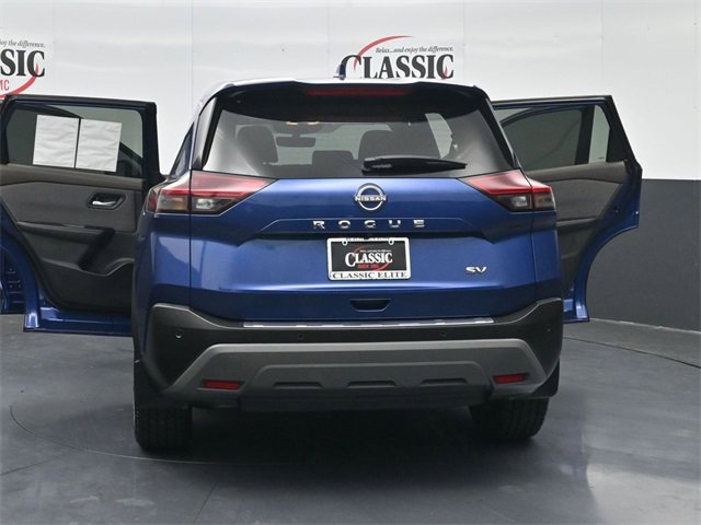 Used 2023 Nissan Rogue SV image 34