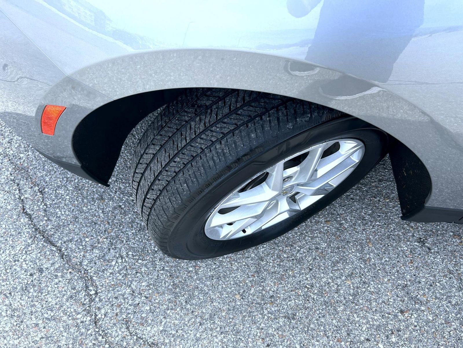 Certified 2023 Chevrolet Equinox LT AWD/4WD image 23
